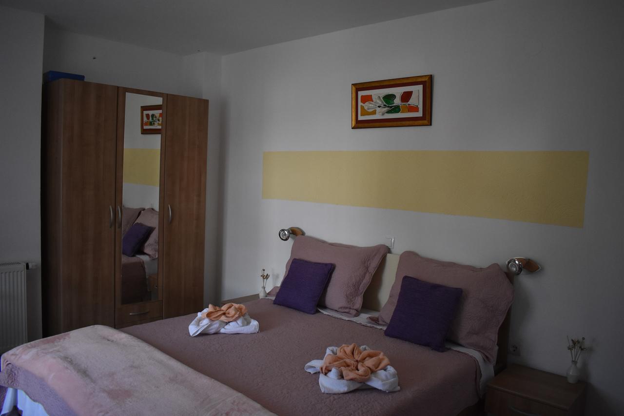 Guesthouse Samolov Vrhovine Exteriér fotografie